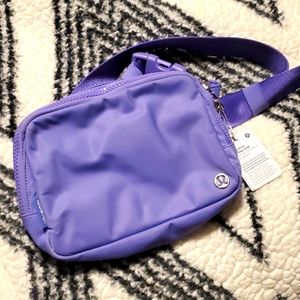 Lululemon Everywhere Belt Bag Large